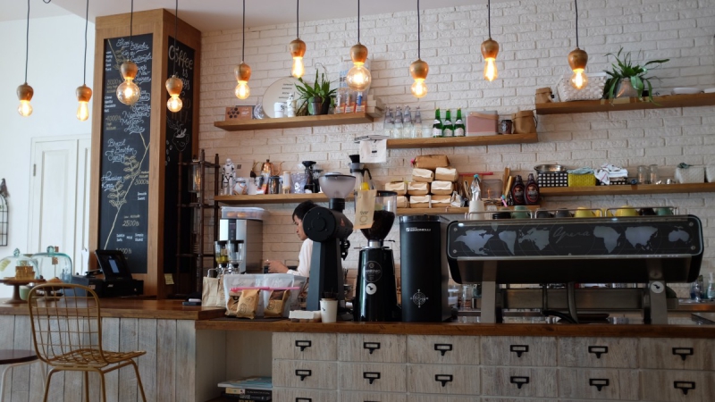 ecommerce-LE REVEST LES EAUX-min_coffee_shop_light_cafe_coffee_shop-32620